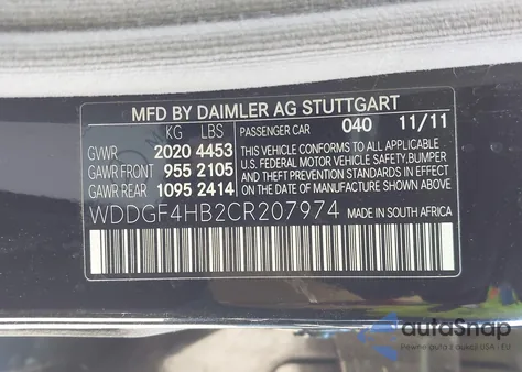 2012 Mercedes-Benz C 250 Sport z USA, uszkodzony, nr VIN WDDGF4HB2CR207974